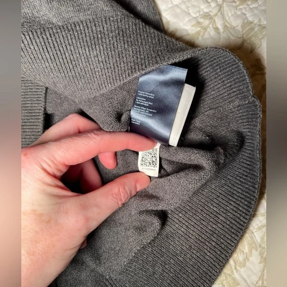 Tommy Hilfiger Cotton Knit Pullover Sweater Jumper with Logo Patch, size medium - Picture 10 of 14